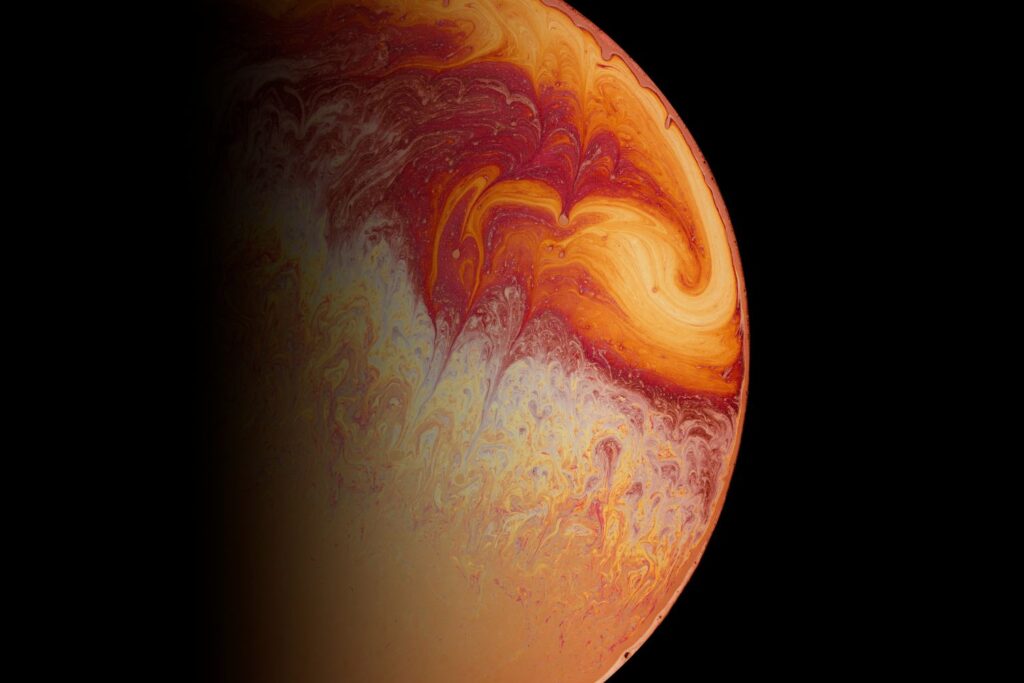 O planeta que desafia o Sistema Solar e faz cientistas questionarem o que aconteceu bilhões de anos atrás