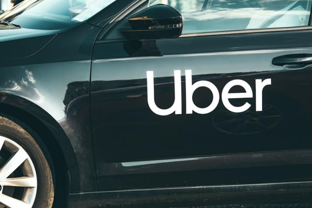 Uber Quer Entrar De Vez Na Corrida Dos Robotáxis