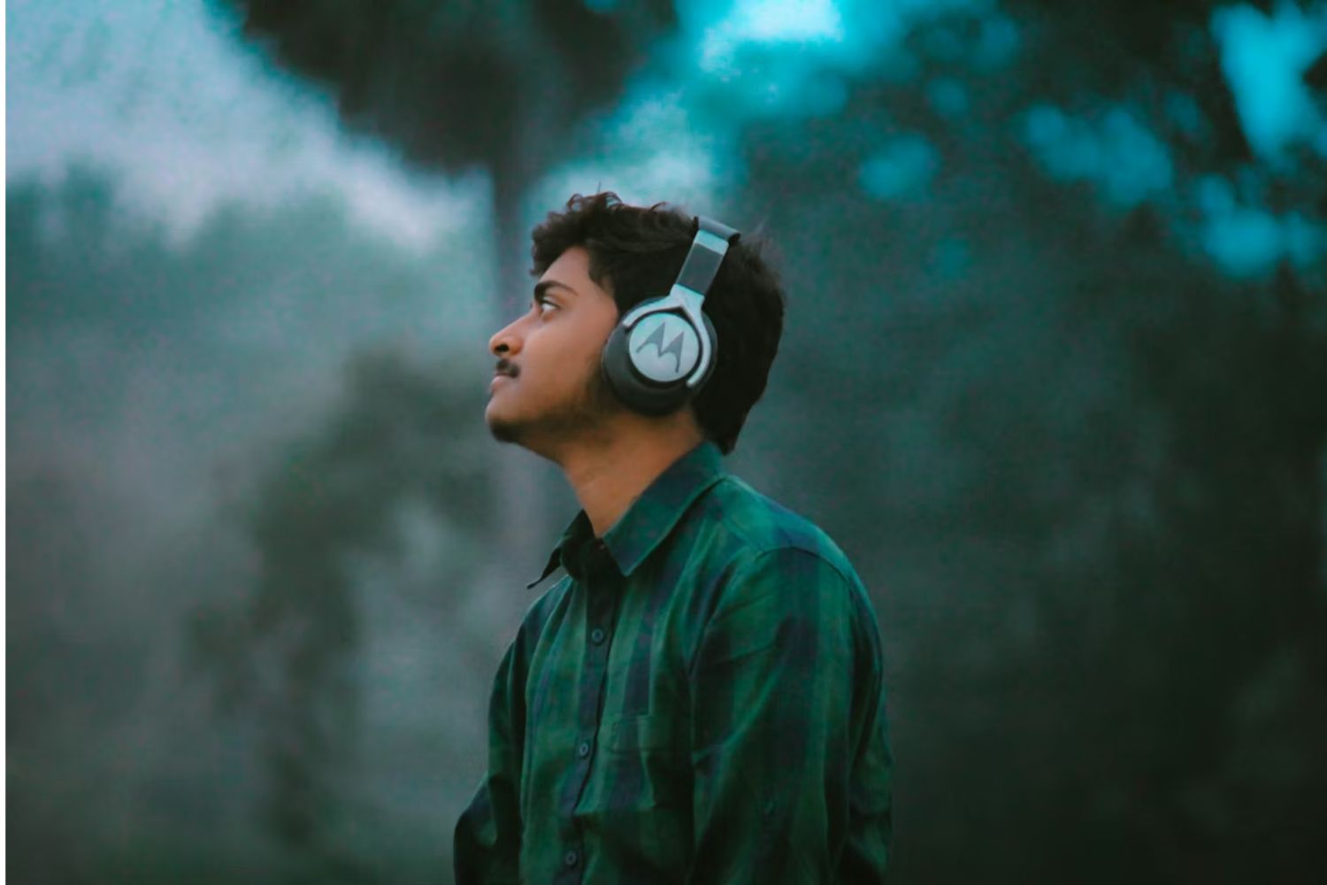 Pessoas que ouvem músicas melancólicas podem ter maior inteligência