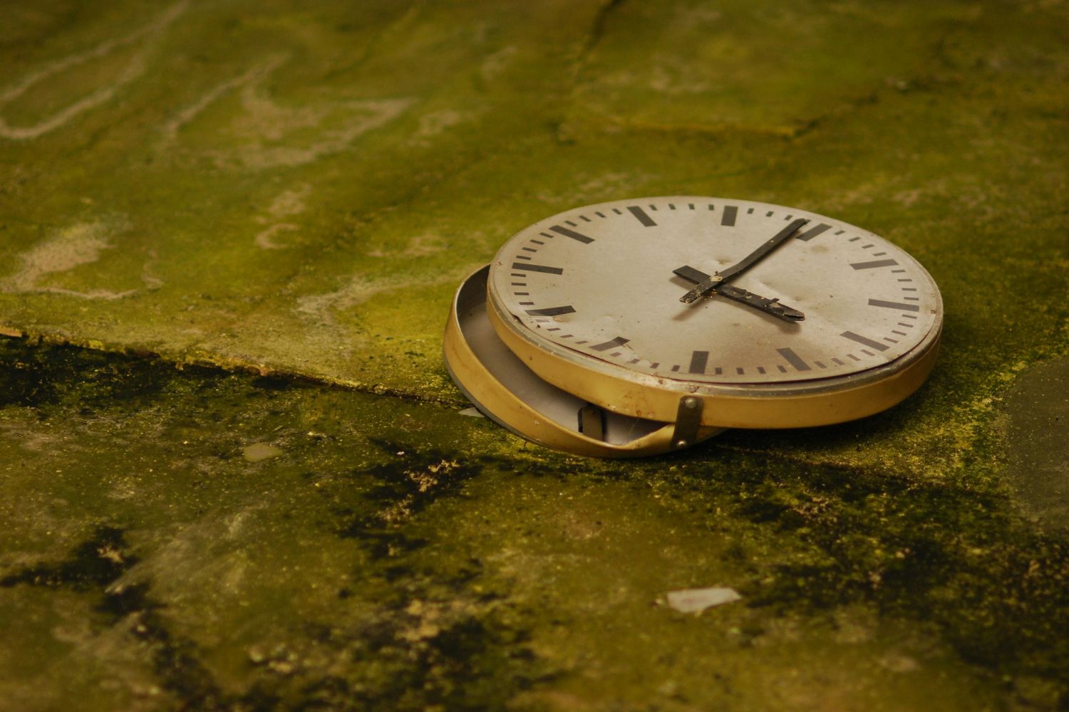 Físicos encontraram um fenômeno tão estranho que parece desafiar a própria ideia de tempo
