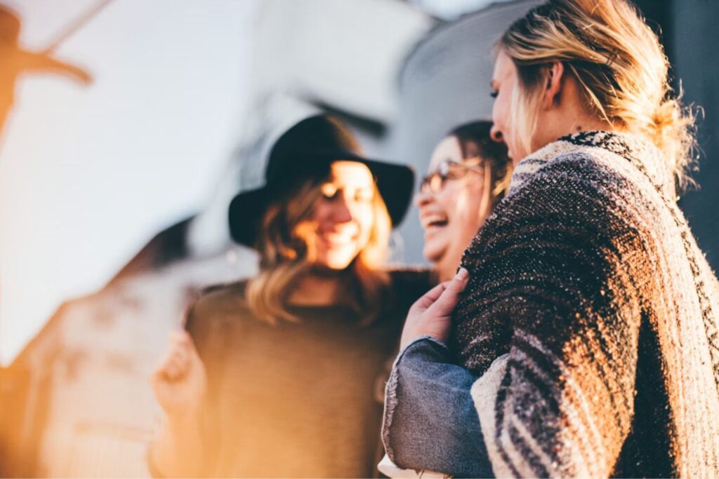 O estranho motivo que faz você copiar o sotaque de outras pessoas sem perceber