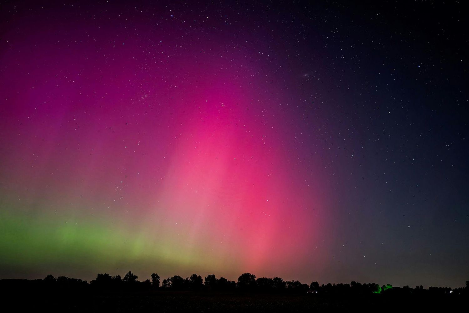 As misteriosas auroras vermelhas no Japão podem indicar energia solar oculta