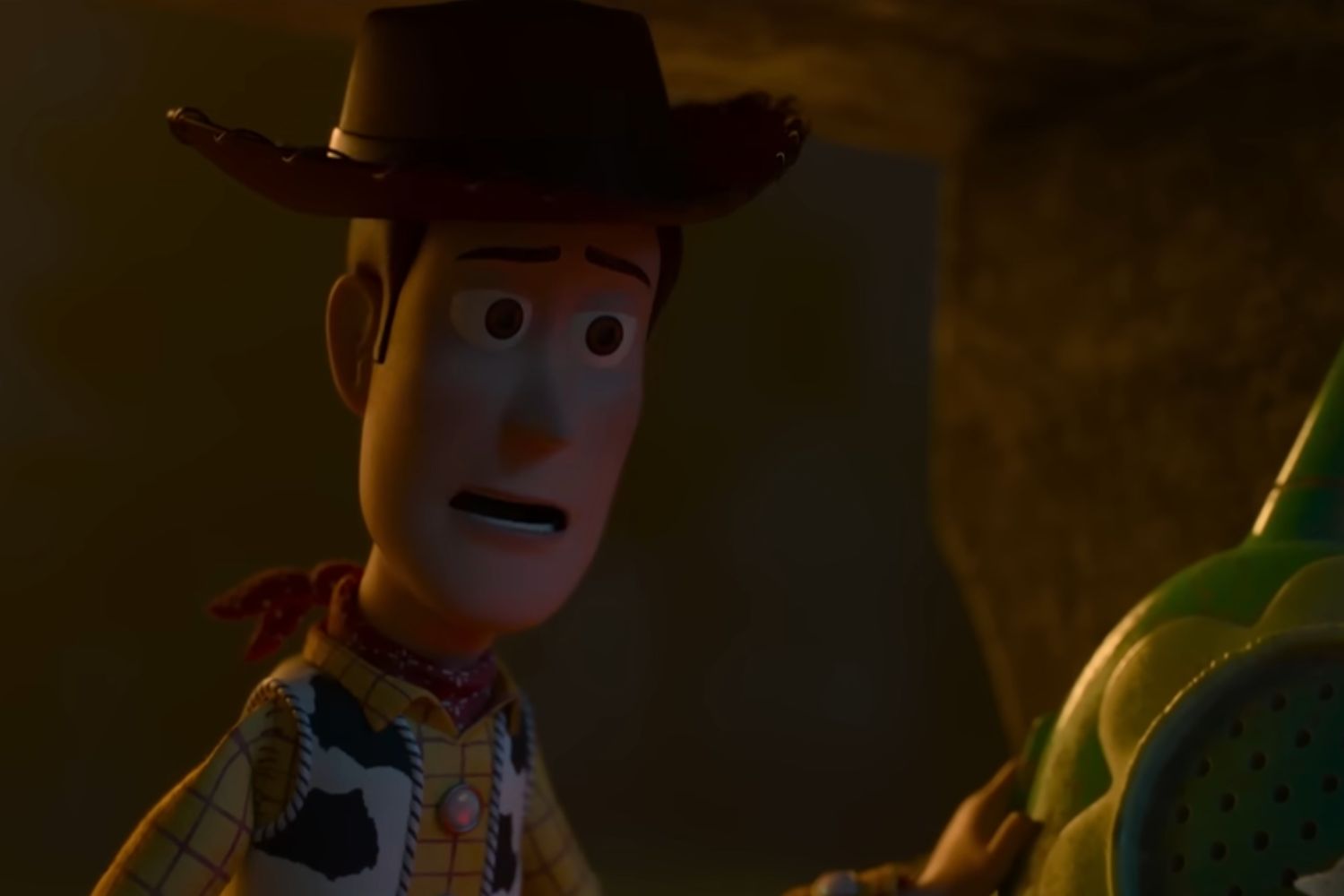 Toy Story 5 promete colocar os brinquedos diante de um problema que faz parte da rotina de milhões de famílias
