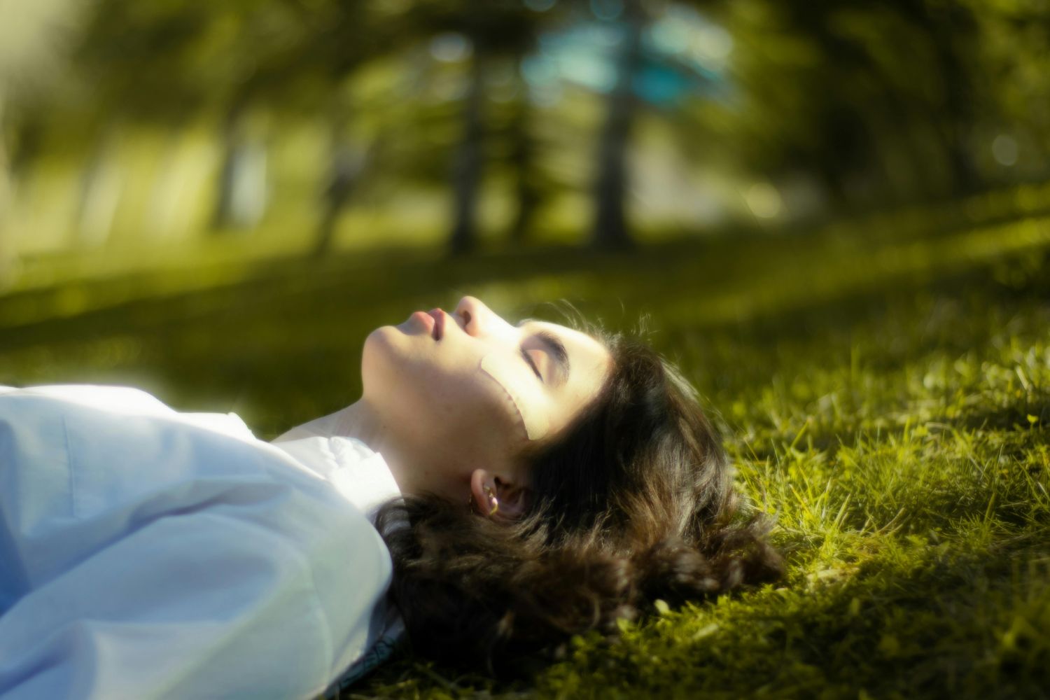 O que significa sonhar com alguém que já morreu, segundo a ciência