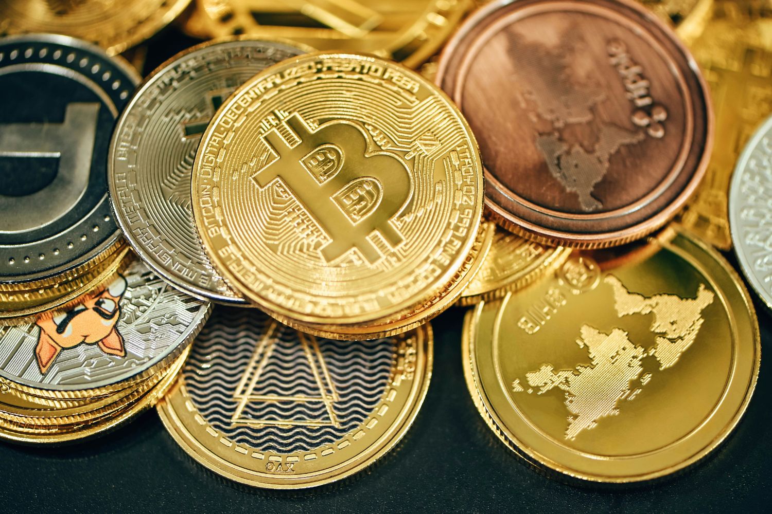O que está por trás da queda do Bitcoin e por que investidores estão preocupados
