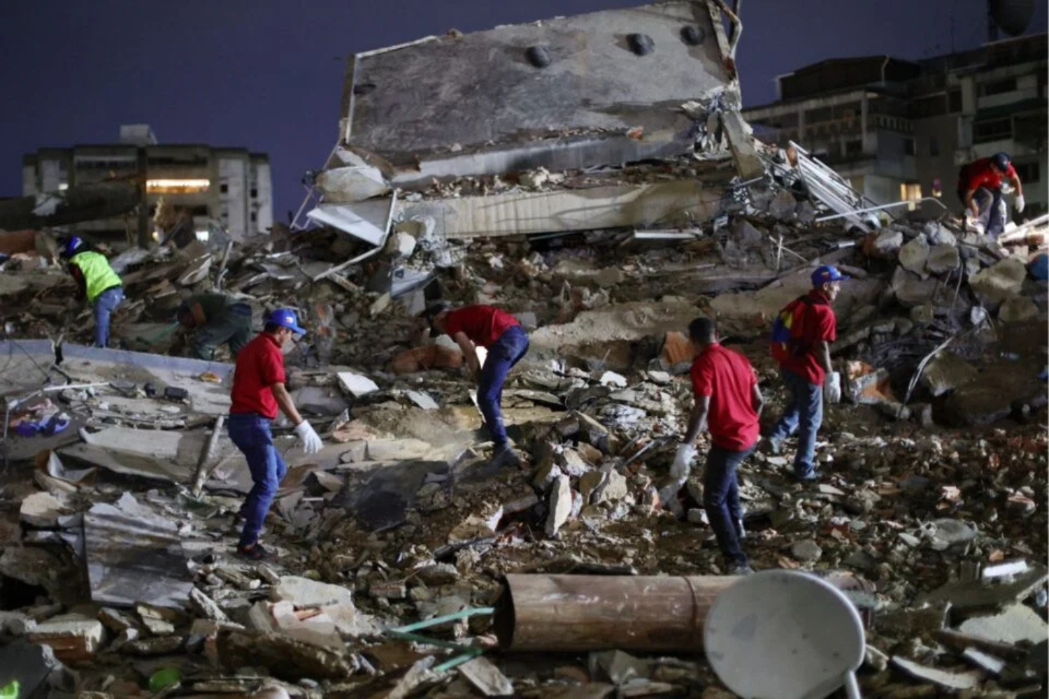 Quatro Terremotos De Grande Magnitude Abalaram O Planeta Em Menos De Oito Horas — Mas Será Que Eles Estavam Realmente Conectados