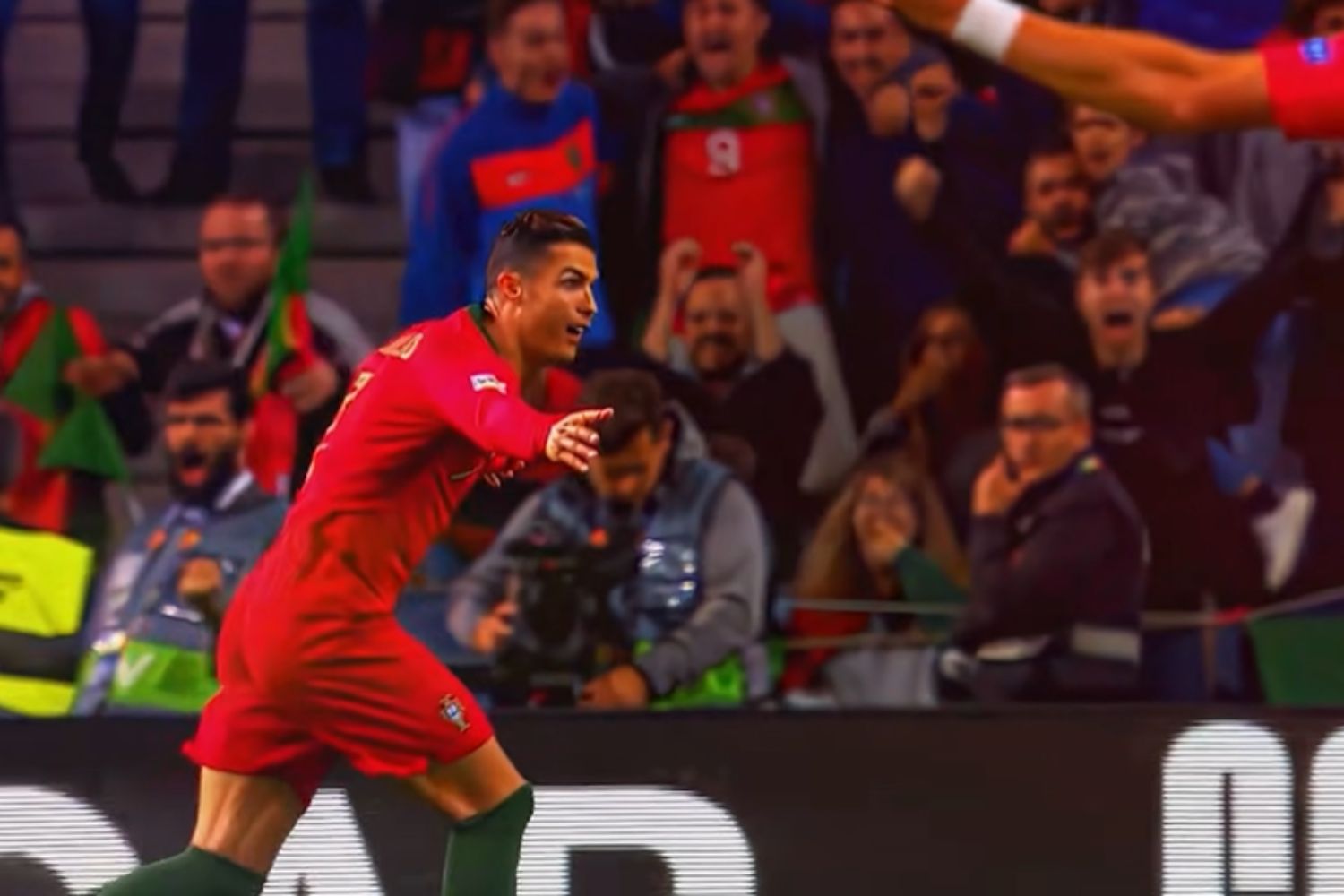 Cristiano Ronaldo chega à última Copa cercado por uma discussão que antes era impensável