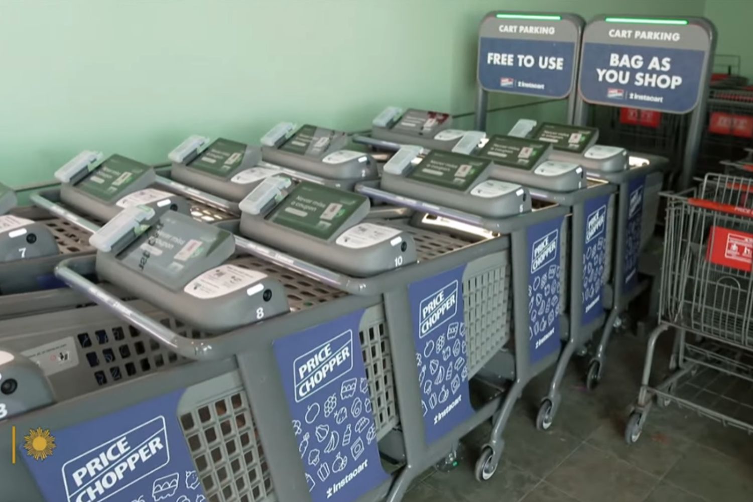 O novo carrinho inteligente faz muito mais do que levar suas compras pelo supermercado