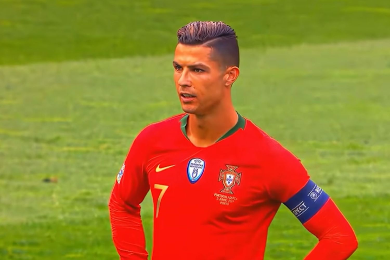 Cristiano Ronaldo chega à última Copa cercado por uma discussão que antes era impensável