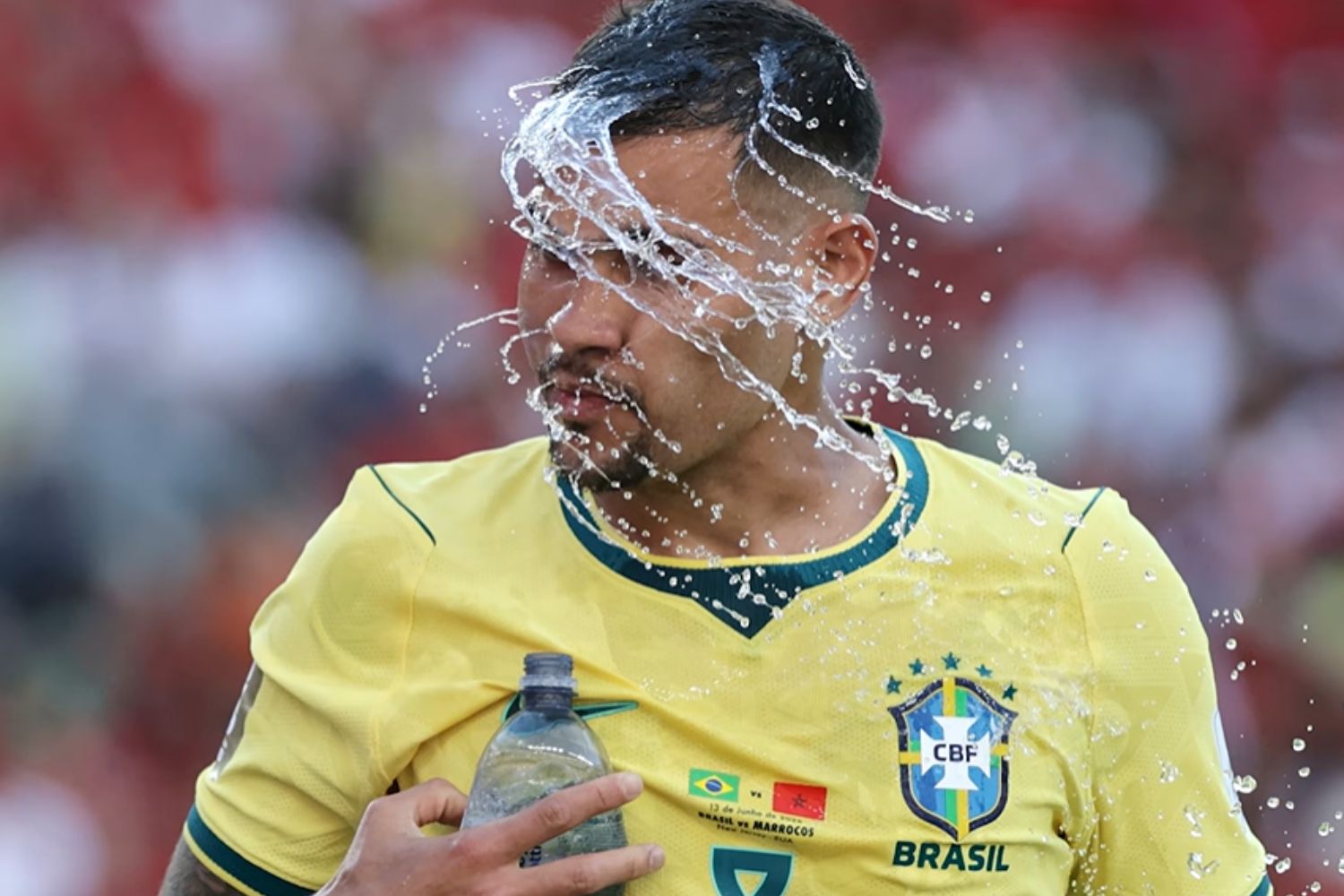 Pausas para hidratação estão irritando jogadores, técnicos e torcedores