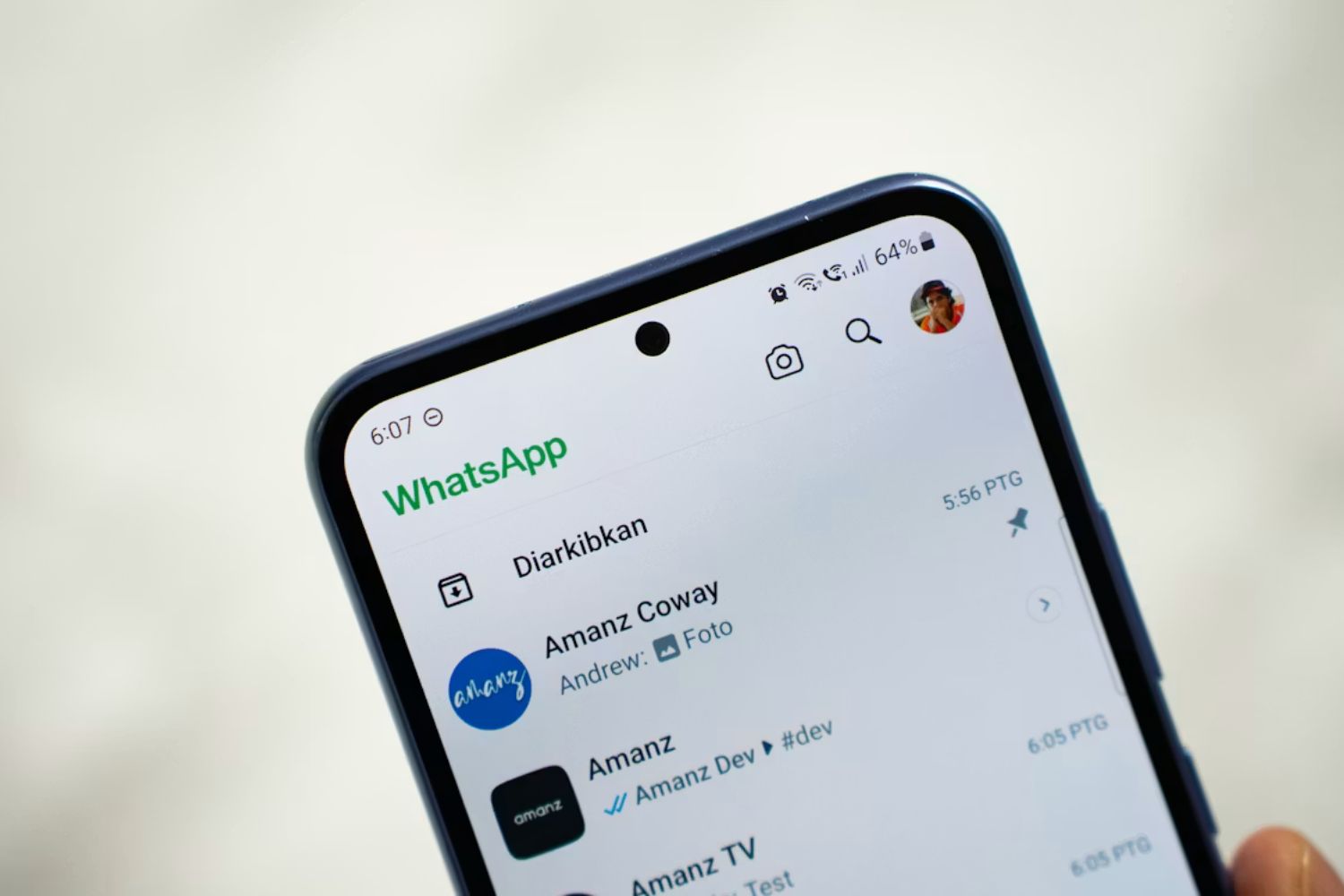 WhatsApp vai parar de atualizar em vários celulares a partir de julho e alguns iPhones estão na lista