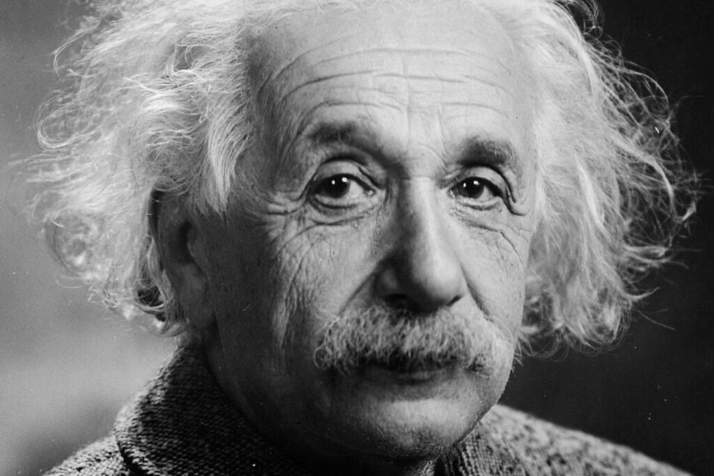 A frase de Einstein que desafia tudo o que aprendemos sobre sucesso