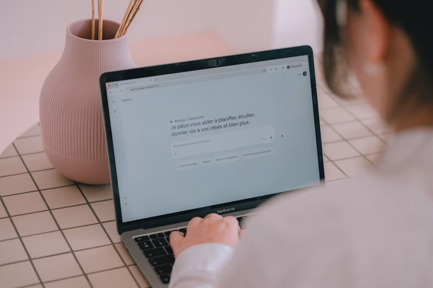 As ferramentas de IA que antes custavam caro e agora podem ser usadas sem pagar nada