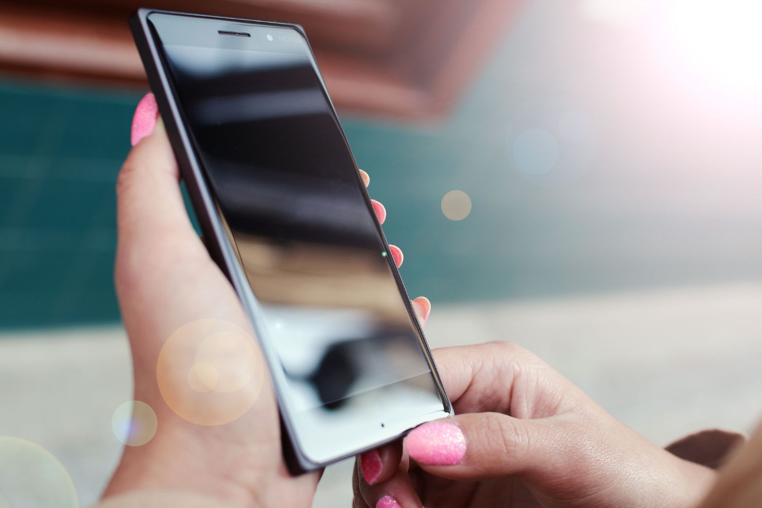 Brasil vai apertar o cerco a celulares roubados e a nova medida pode atingir até quem comprou sem saber