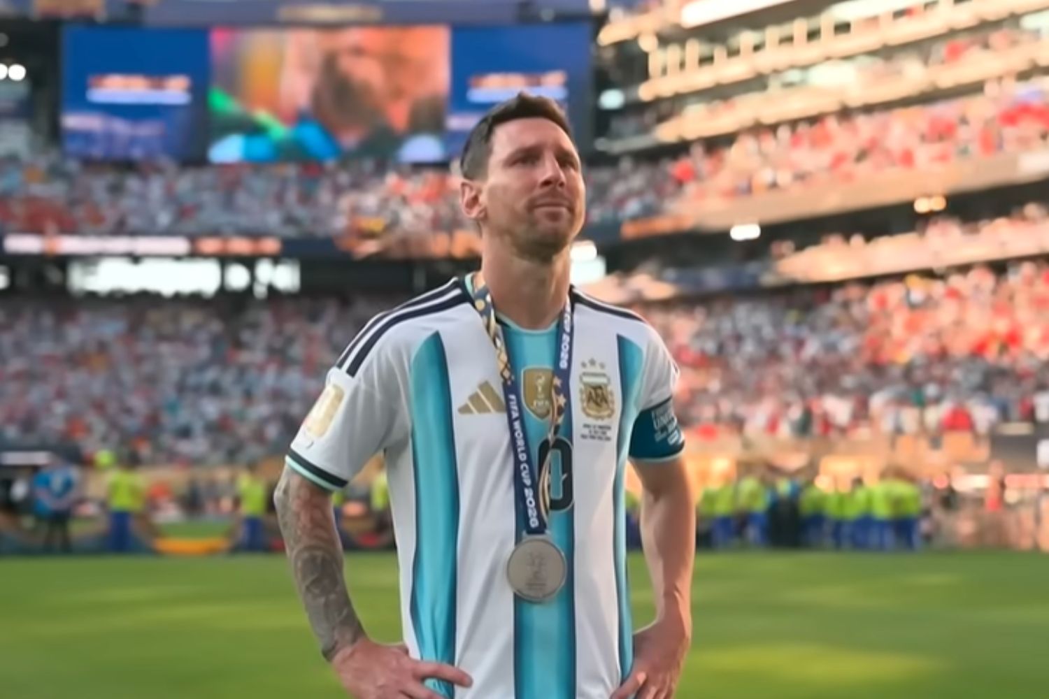 Messi falou sobre argentinos que não chegam ao fim do mês e Milei respondeu