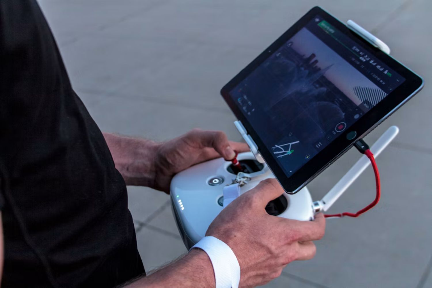 Novo tipo de camuflagem militar é criado para enganar a inteligência artificial dos drones