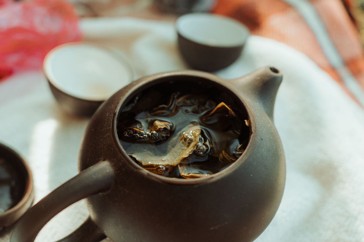 Caldo de algas viralizou nas redes, mas será que ele faz mesmo tudo o que prometem?
