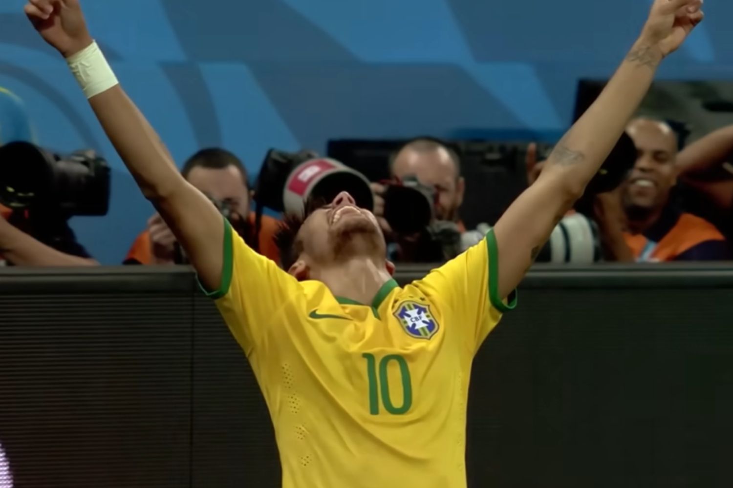 Neymar confirma aposentadoria da Seleção Brasileira e encerra uma das carreiras mais marcantes da história do país