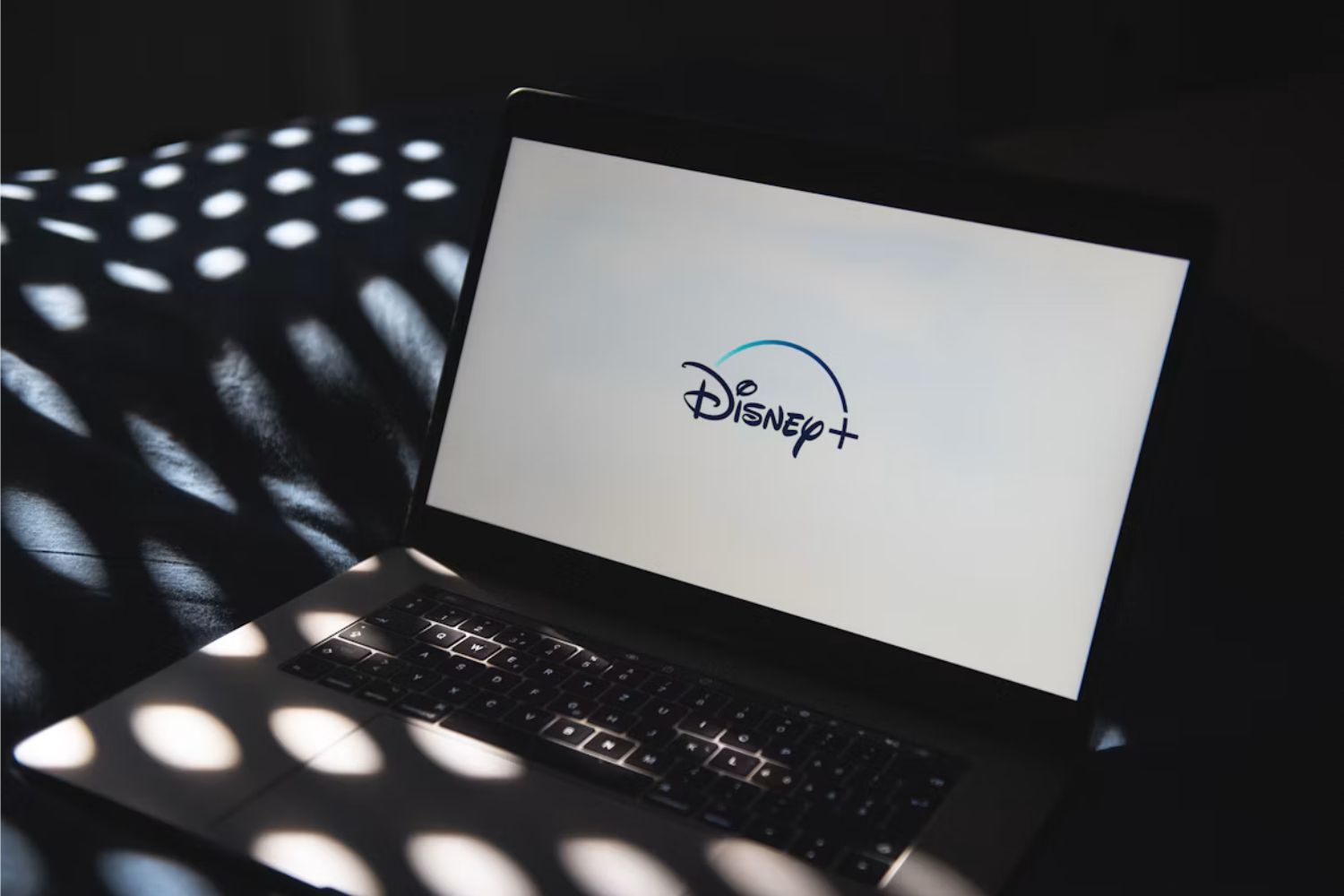 Disney+ pode ganhar um plano gratuito, e a mudança pode transformar a disputa no streaming