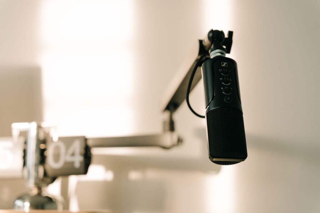 Podcasts sobre crimes reais viraram uma arma inesperada da polícia e já estão ajudando a desvendar casos esquecidos