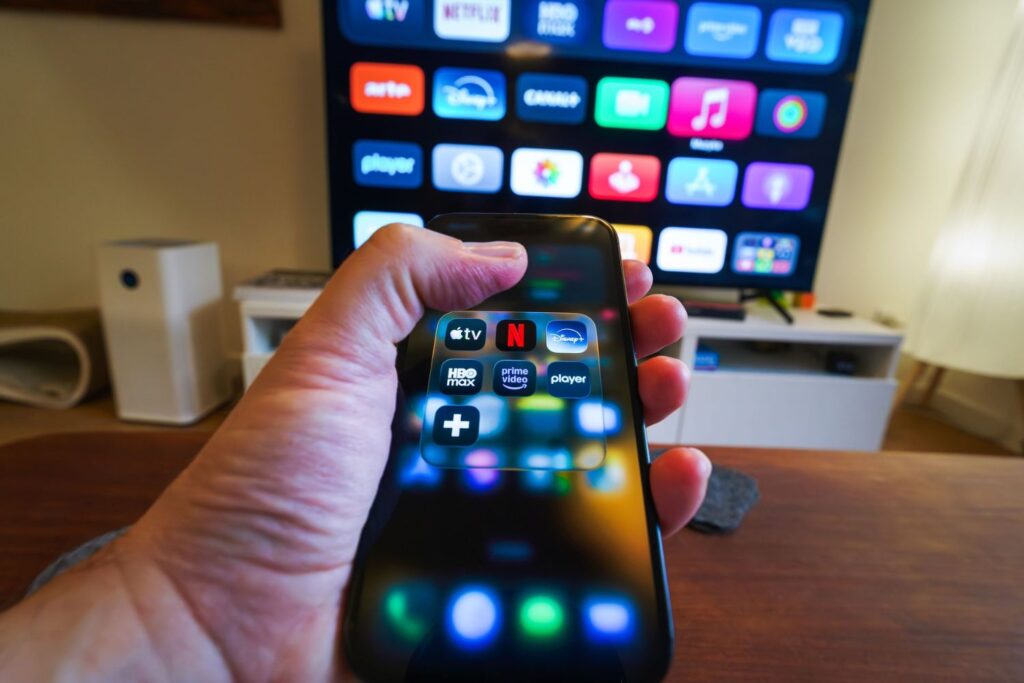 A HBO Max está copiando um dos truques mais viciantes do TikTok e isso pode mudar como você escolhe o que assistir