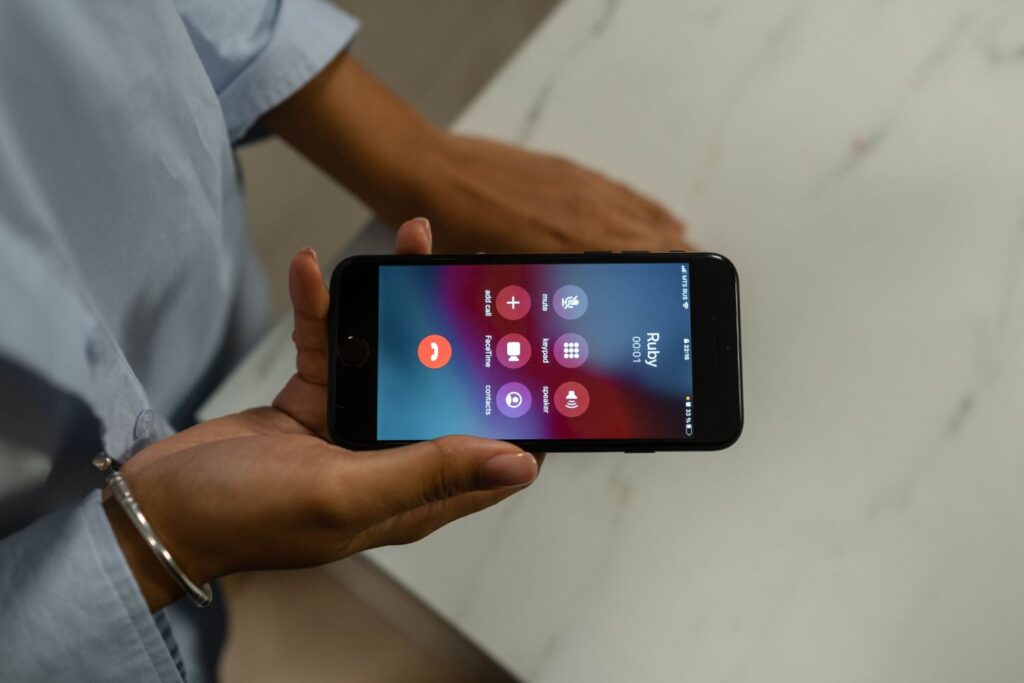 Este pequeno ícone aparece em milhões de celulares e muita gente pensa que ele consome seus dados móveis