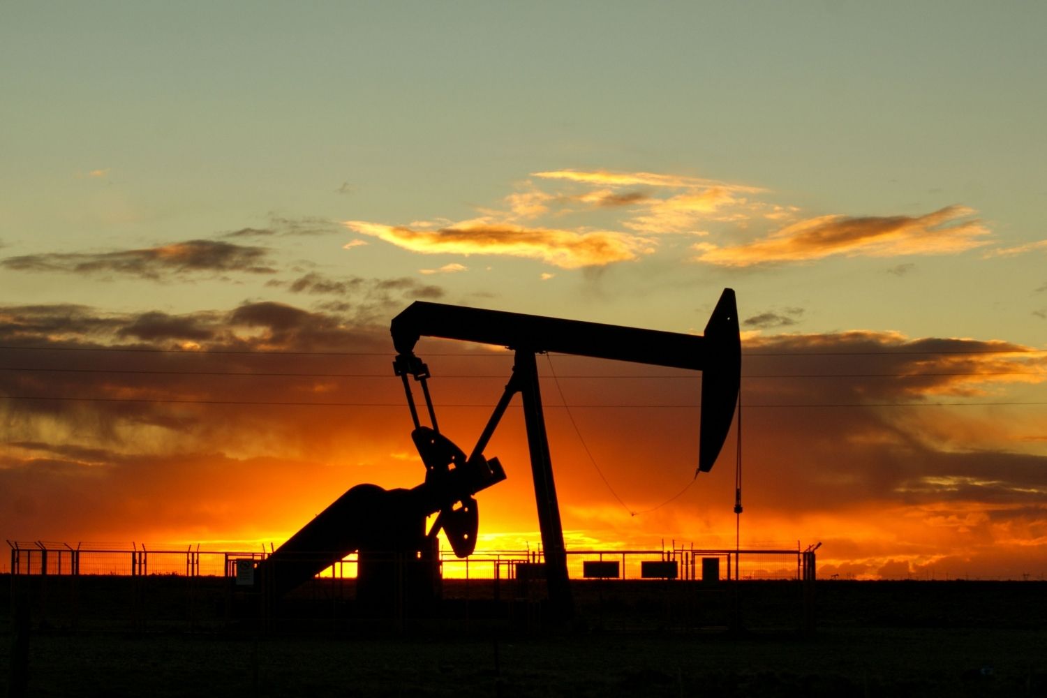 Trump anuncia o maior acordo petrolífero da história e revela uma aposta bilionária na Venezuela