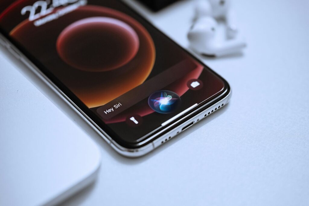 A Siri que você conhece está prestes a mudar completamente e a Apple prepara sua maior transformação
