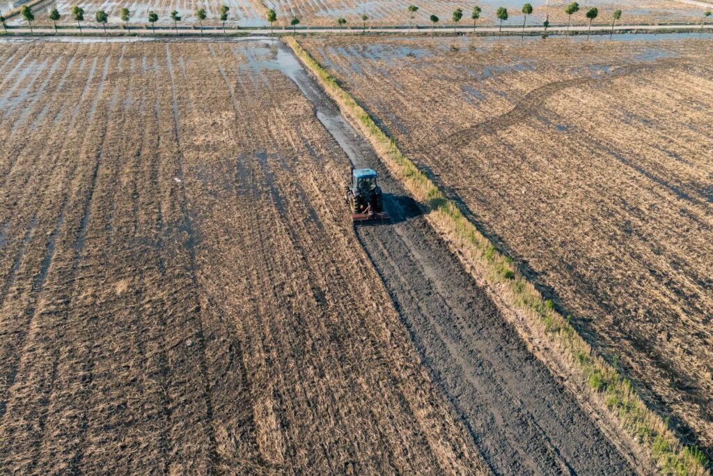 China leva tecnologia dos carros elétricos para o campo e mira um mercado gigantesco