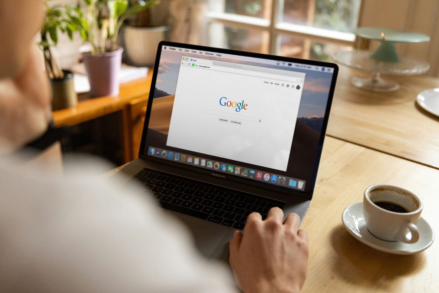 Google está mudando quem decide quais notícias aparecem para você e uma nova opção pode beneficiar seus sites favoritos