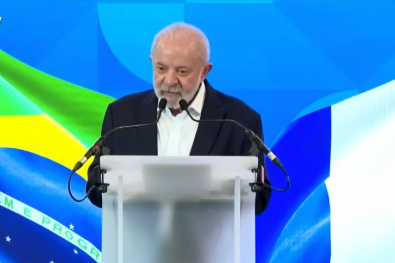 Lula continua na frente, mas nova pesquisa mostra uma mudança importante na disputa contra Flavio Bolsonaro