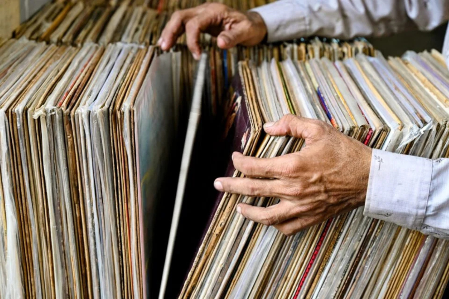 Ia Agora Também Quer Ocupar Os Discos De Vinil — E A Suno Já Prepara O Serviço