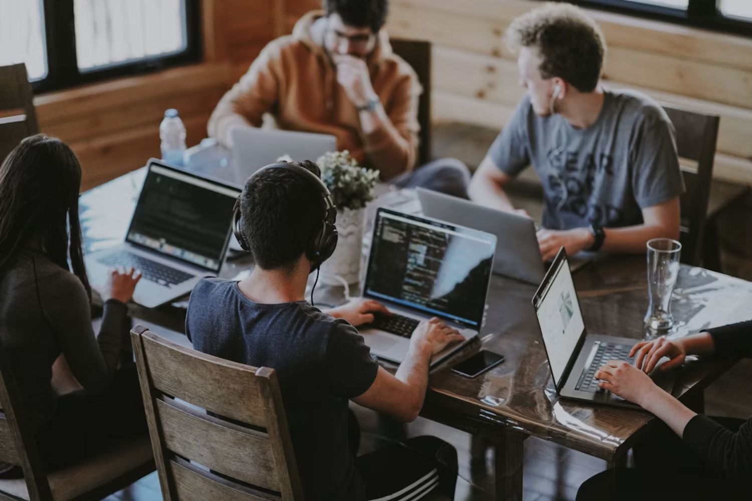 A inteligência artificial está deixando de apenas responder e o próximo passo pode mudar completamente a forma como trabalhamos