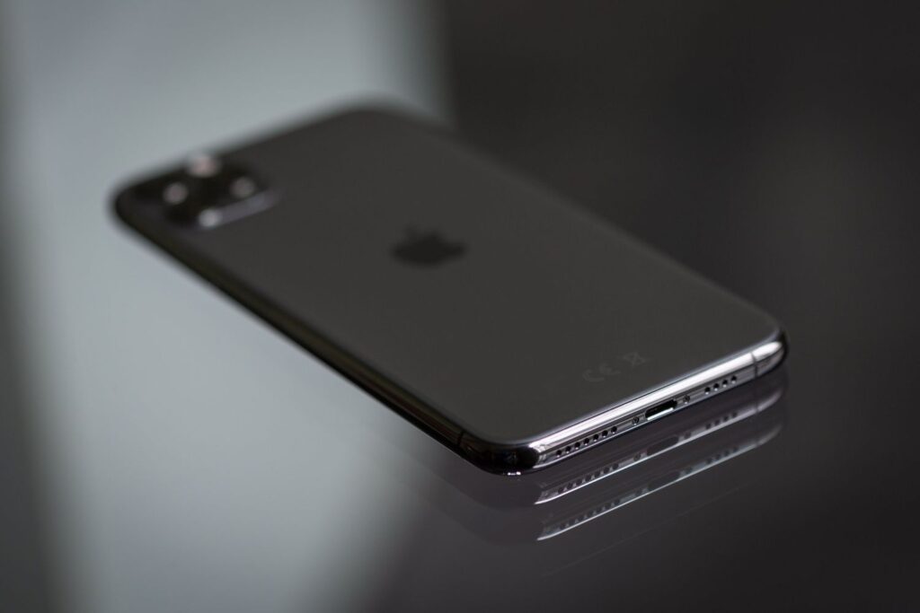 Apple prepara uma mudança histórica para o iPhone e setembro pode trazer algo que nunca vimos na linha