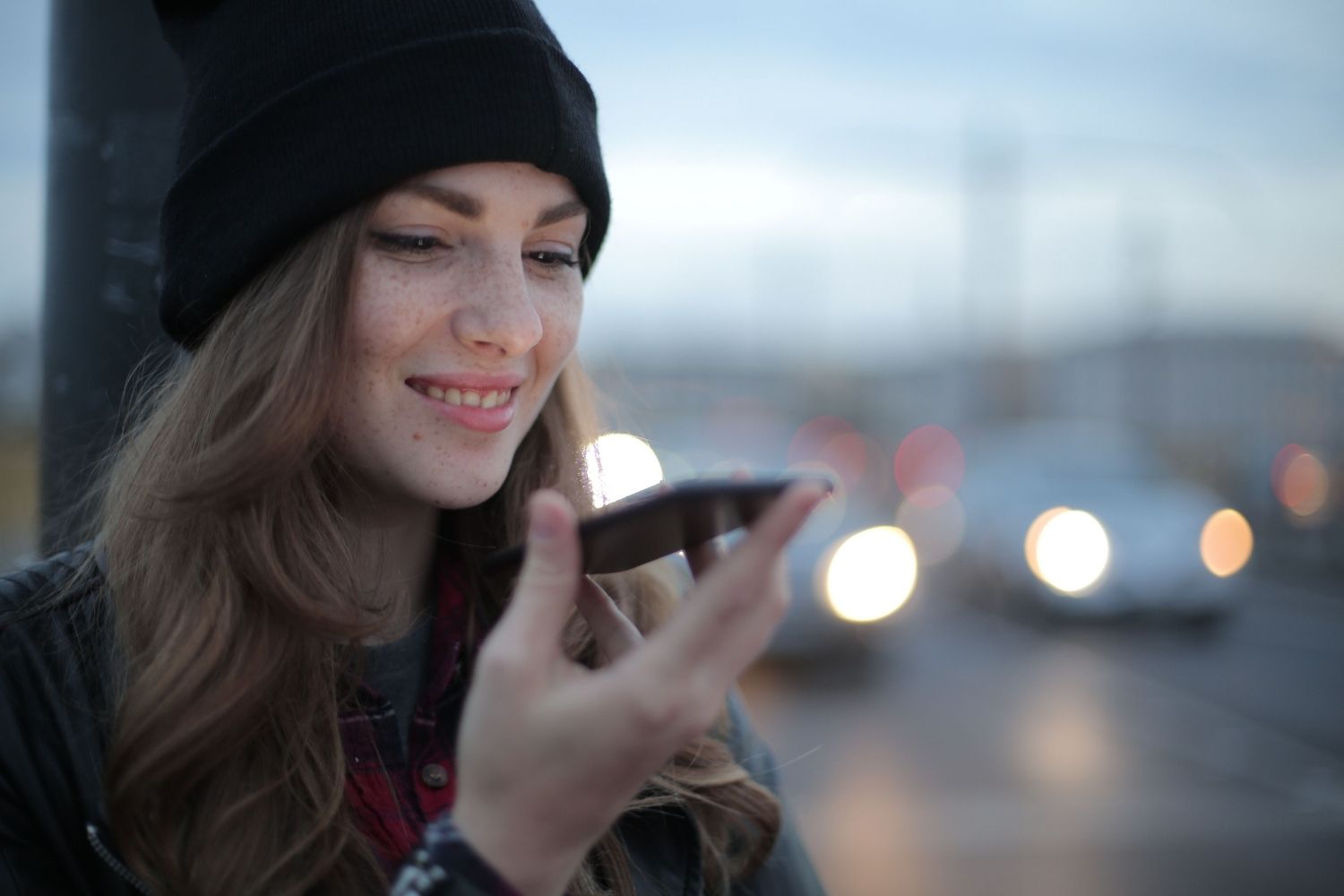 22% dos jovens latino-americanos já tratam a IA como uma amiga