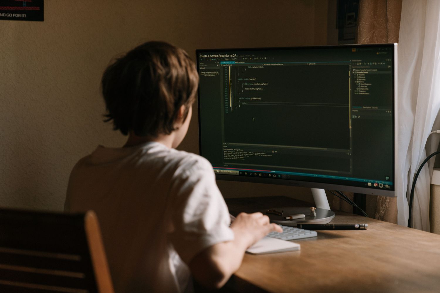 A IA não está transformando apenas o trabalho: o efeito mais profundo pode acontecer dentro da nossa mente