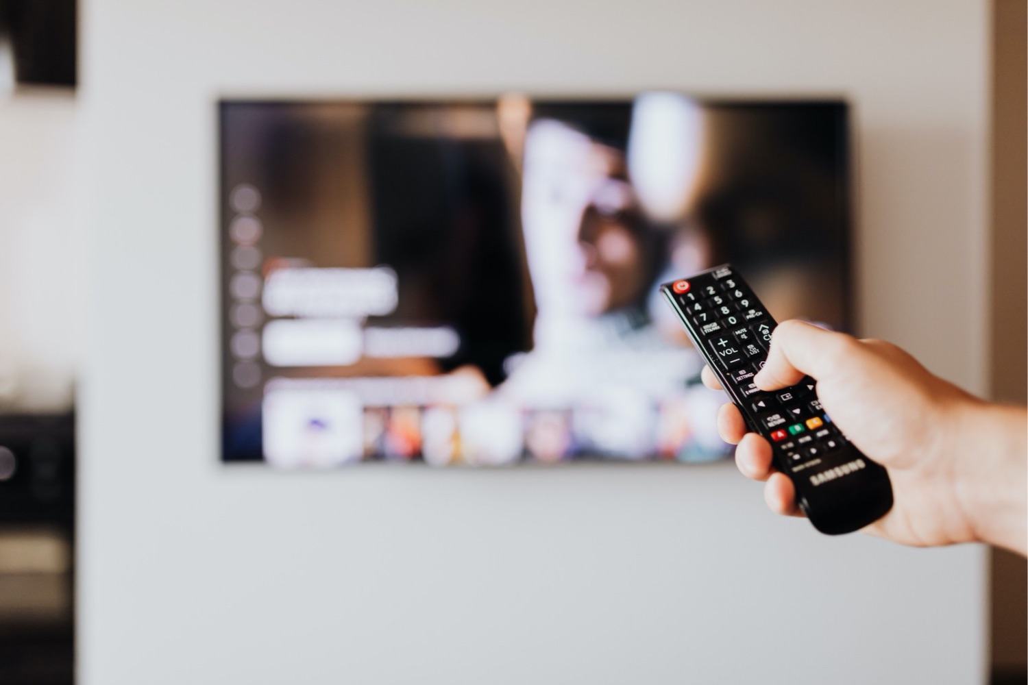 Milhões têm dificuldade para acompanhar filmes e séries, mas o streaming começa a mudar essa realidade