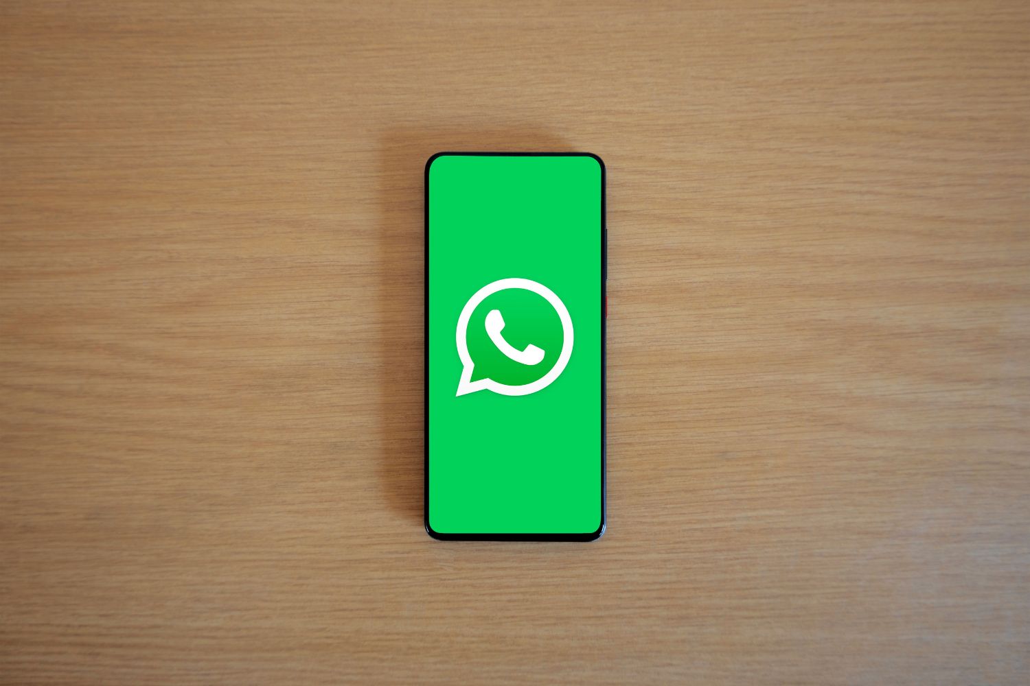 Recebeu uma foto misteriosa no WhatsApp? Pense duas vezes antes de tocar nela