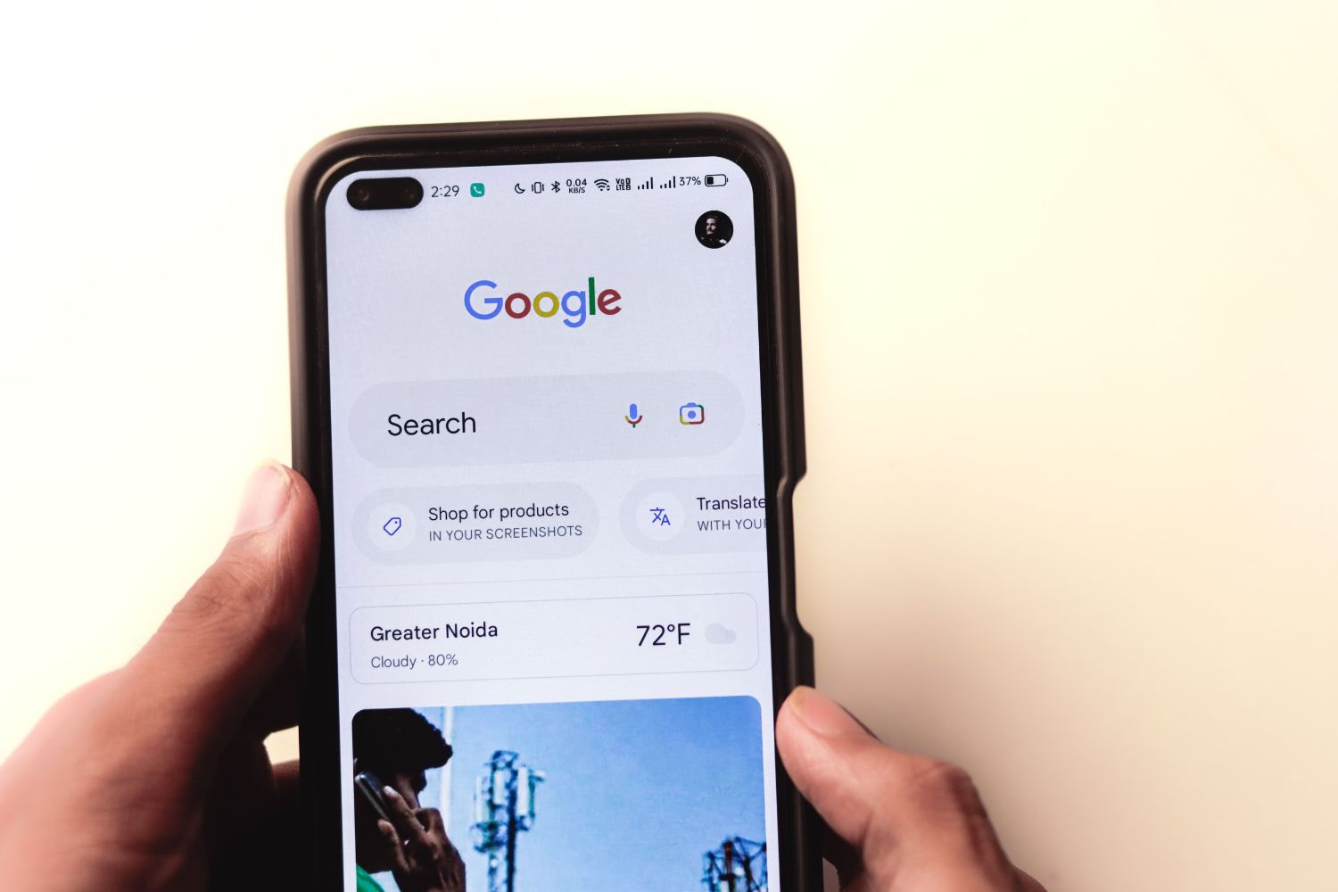 Você fala sobre algo e o anúncio aparece: o que seu celular realmente sabe sobre você