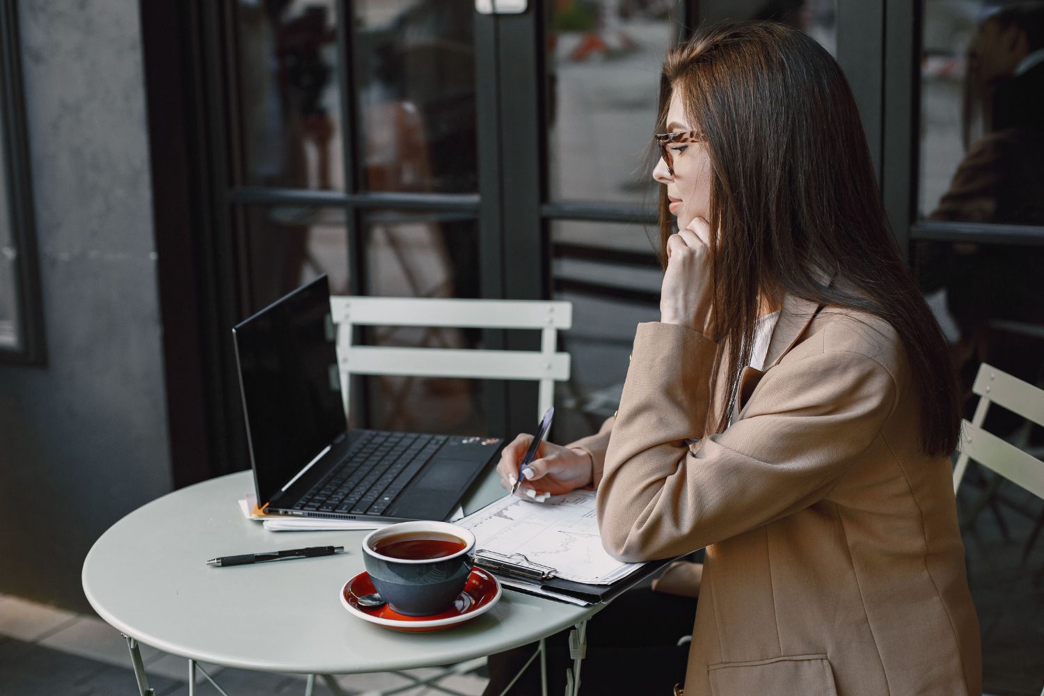 Sete mudanças simples na sua mesa podem transformar a maneira como você trabalha
