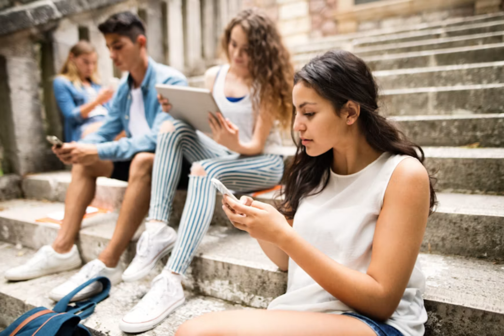 Geolocalização, Alertas Inteligentes E Sos Tecnologia Tenta Proteger Adolescentes Sem Tirar Sua Privacidade