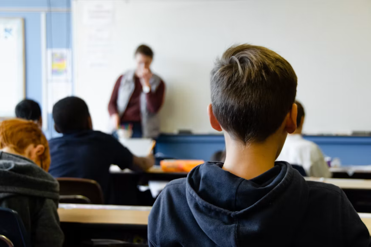 Pisa 2025 Expõe Crise Na Educação Da América Latina — E Brasil Segue Estagnado