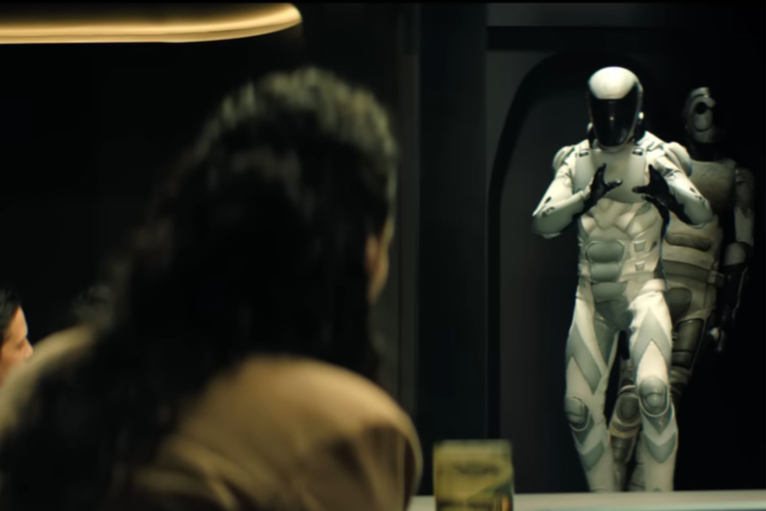 São apenas 10 episódios: esta série de ficção científica pode ser vista inteira em uma tarde