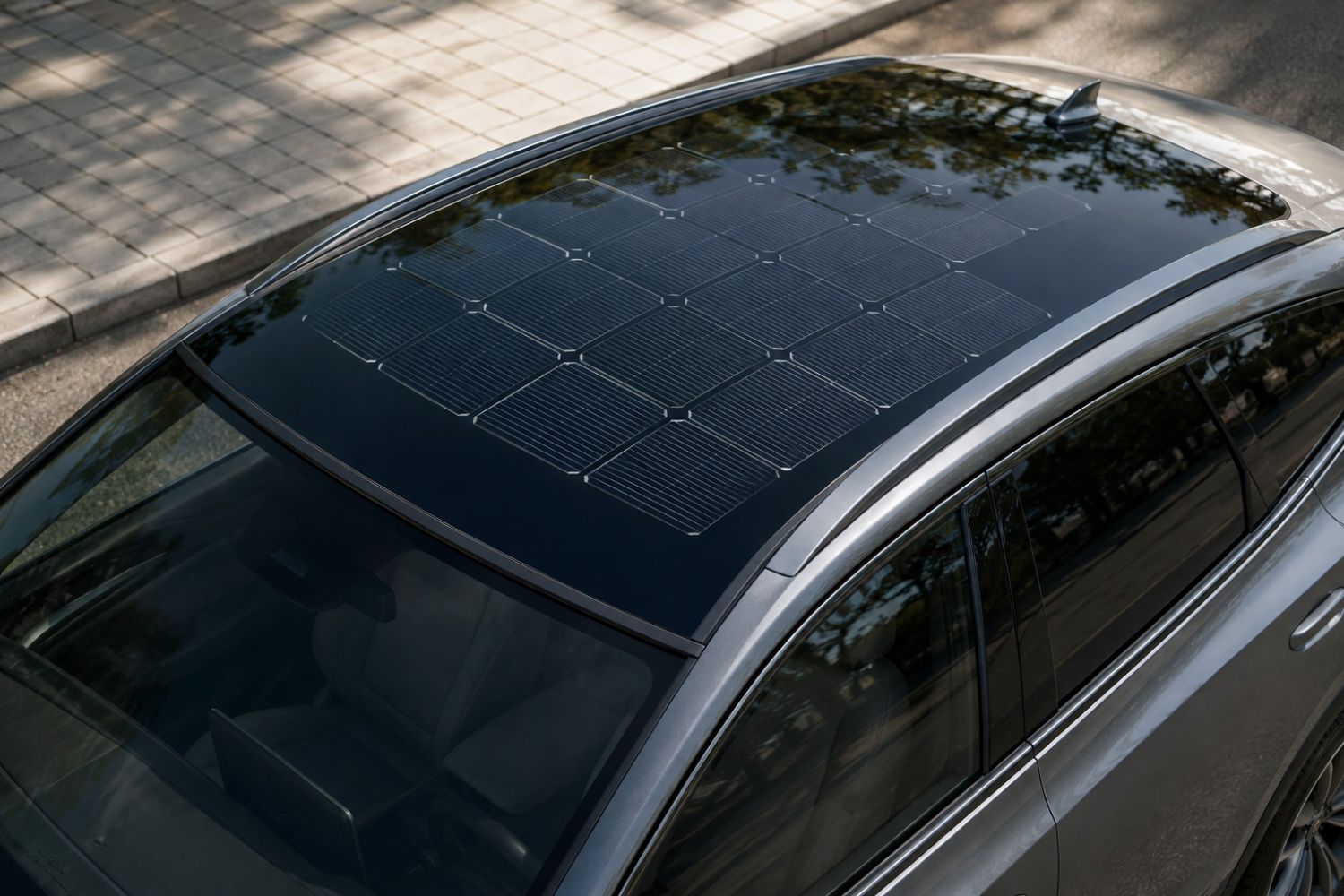 O teto dos carros elétricos pode ganhar uma função inesperada e a BYD aparece entre as primeiras candidatas