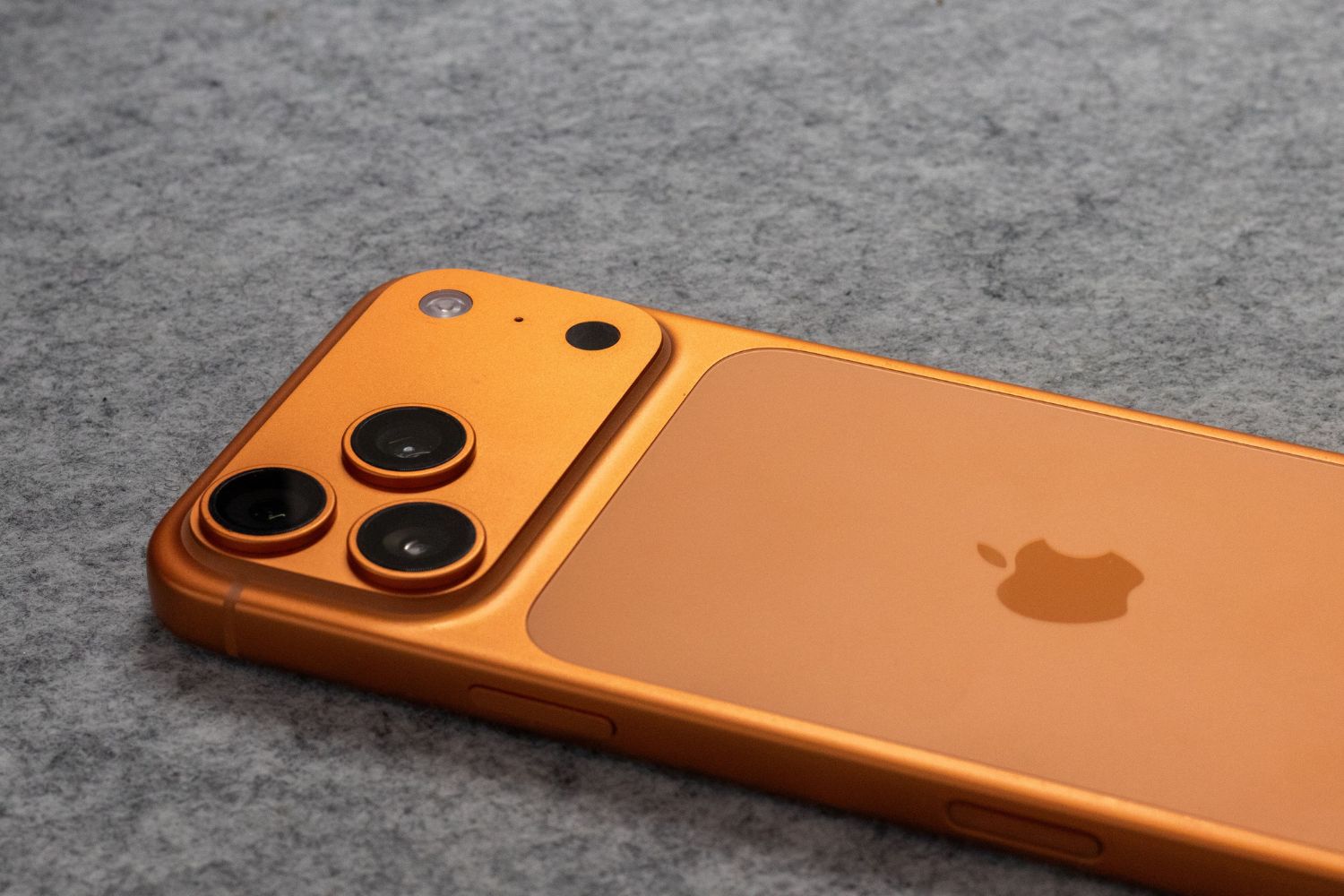 O iPhone 18 Pro Max parece quase igual ao anterior, até você abrir a câmera e descobrir o que mudou