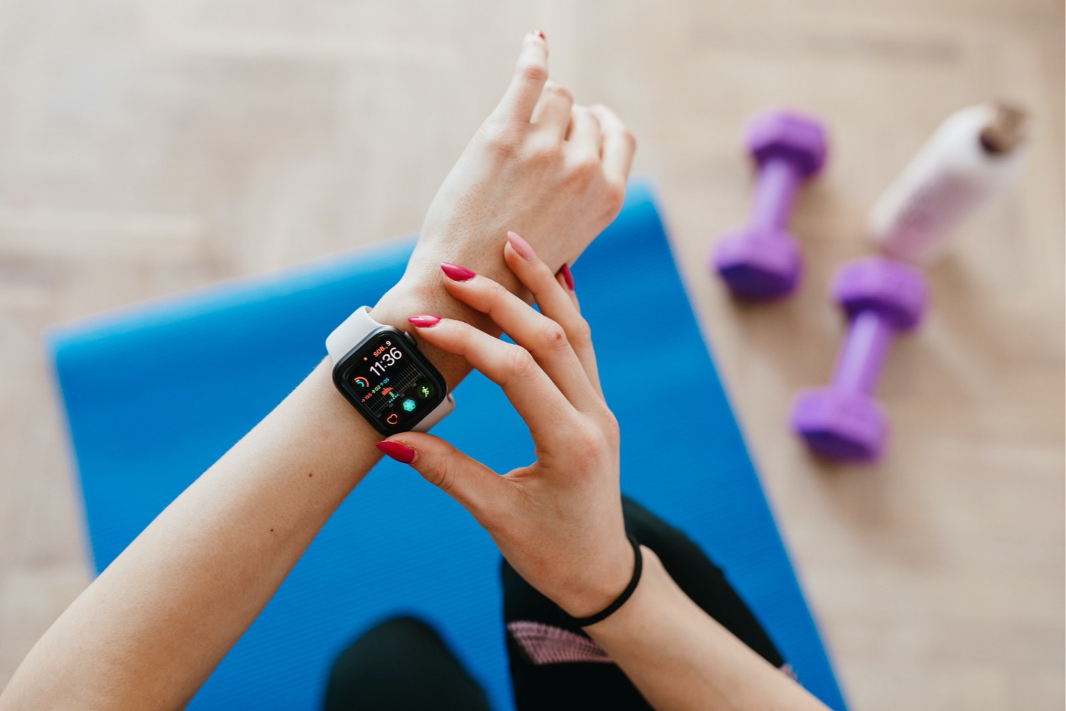 Seu smartwatch pode confundir felicidade com estresse: entenda por quê