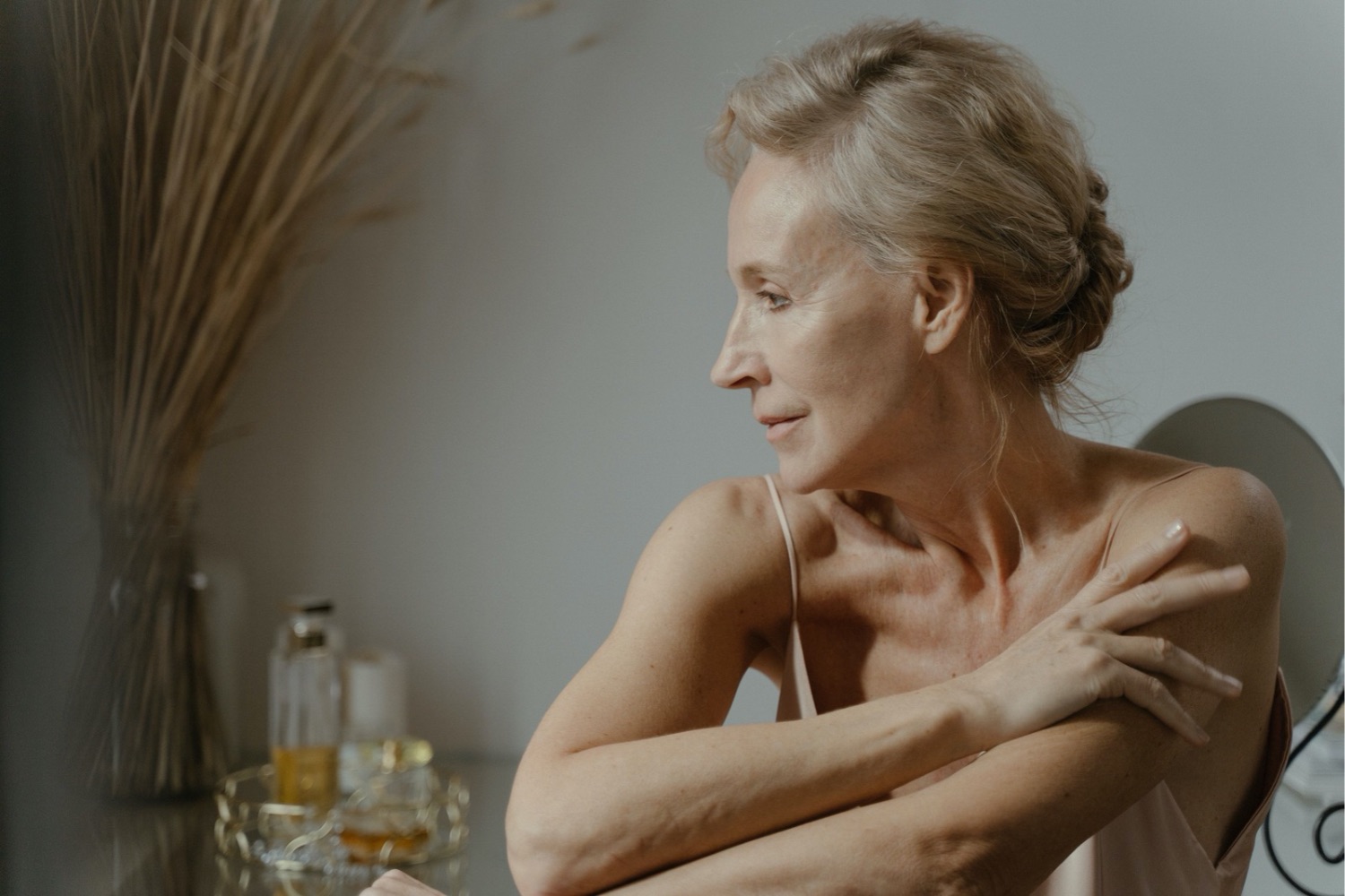 Cientistas descobrem que os ovários continuam ativos após a menopausa e podem esconder uma função inesperada