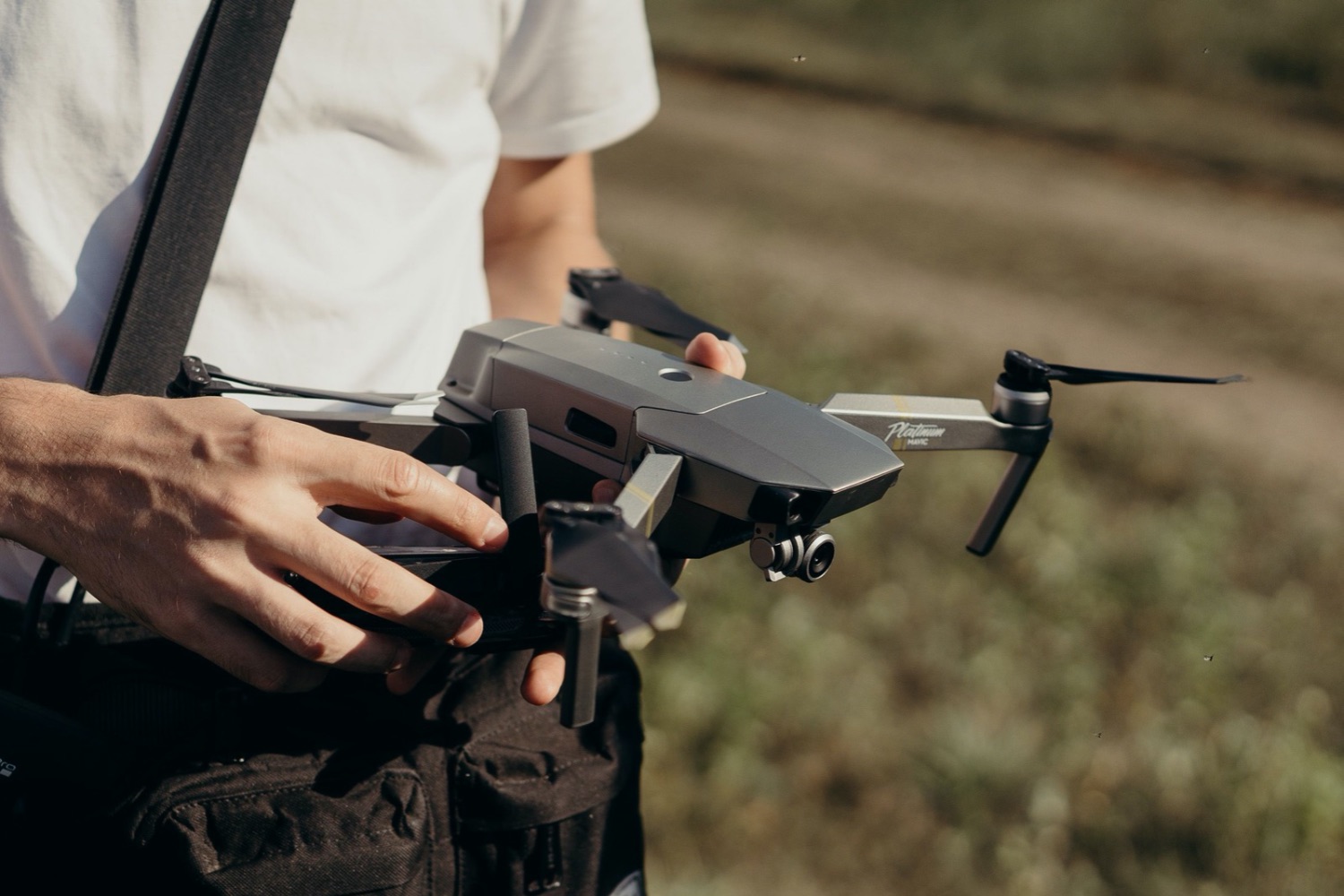 Drones com IA e baratas ciborgues: as tecnologias que estão transformando as guerras