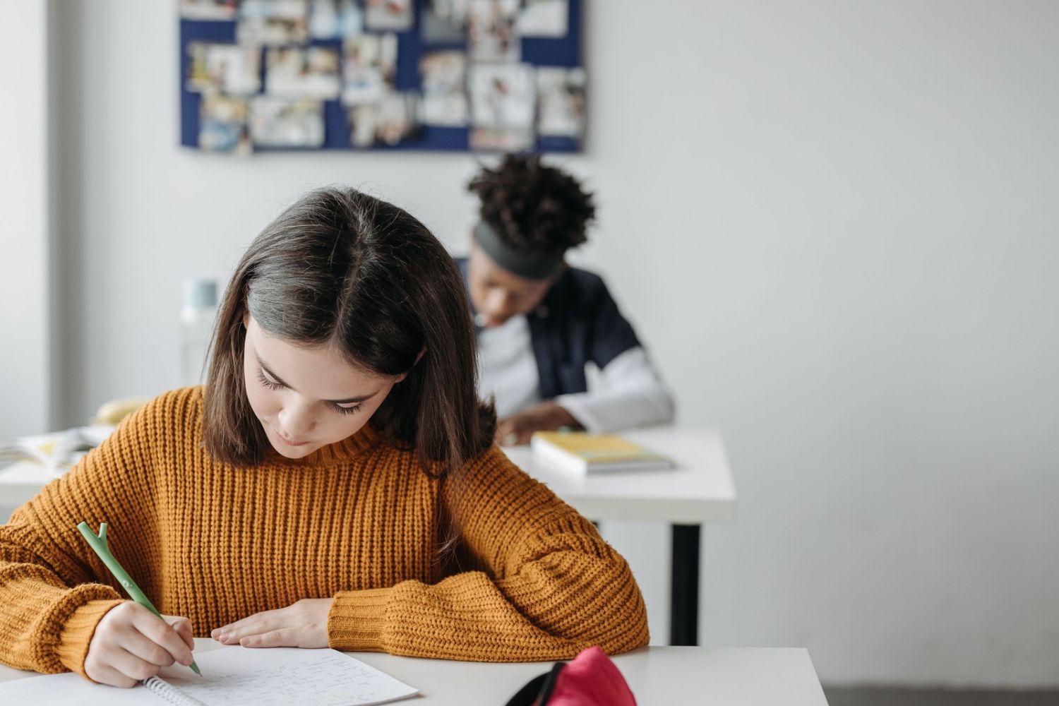 Prova PISA revela crise na educação, mas estudantes surpreendem cientistas com uma qualidade inesperada