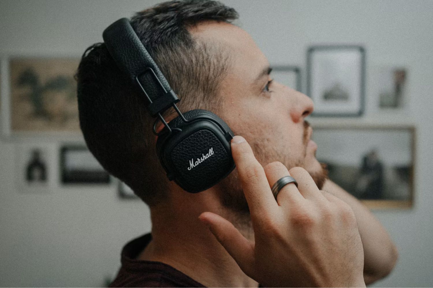 O som realmente pode reduzir o estresse? A ciência encontrou pistas que vão muito além de uma música relaxante